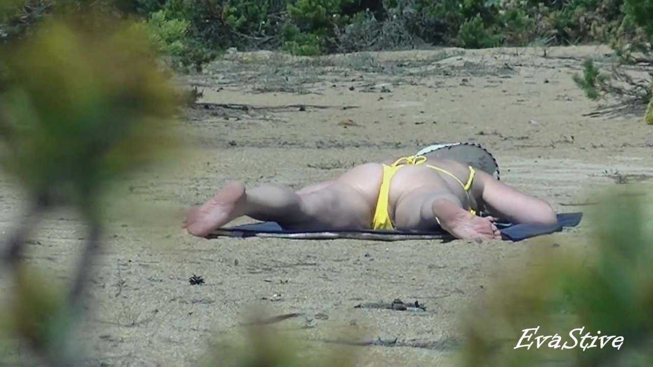Fuck my ass on the beach Indian Sex MMS