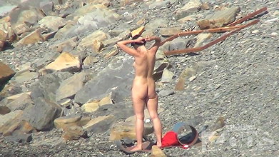 Milf caught and blond beach fucking Black suspect taken on a rough ride_d79bb023