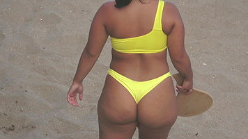Desi Porn star shows off in a beach parking lot