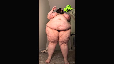 BBW tease_0543b9ca