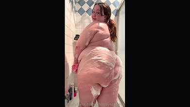 Titfucked BBW gets banged in spoon pose_f04c4371