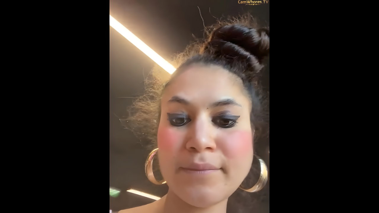 Fuckdolllucy (22) full nude hot pussy fingering