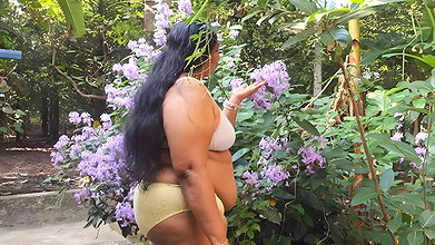 Beautiful Desi Girl Getting Nude Outside in the Garden