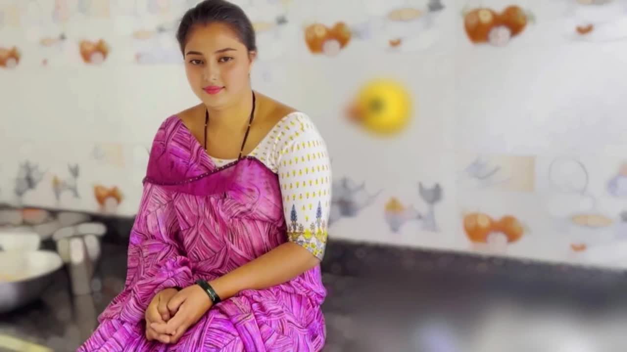 Desi Innocent Village Girl (maidΓÇÖs Girl) Went Down the Boss’s House on Dick and Fucked by the Boss