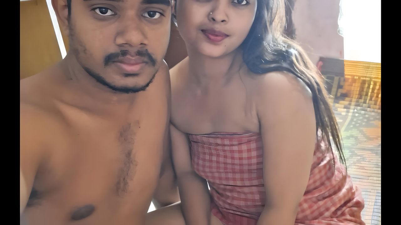 Desi Instagram Model Fuckung with Her Stepcousin in Oyo