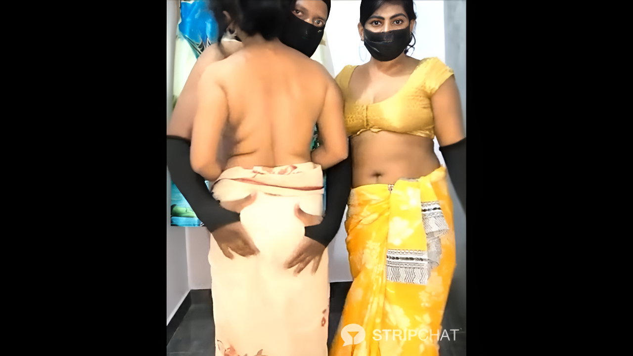 Family02 3some show (2)