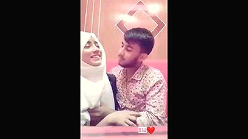 Extremely Cute Bangladeshi Girl Enjoying with BF in Restaurant & her Best Friends Recording Video