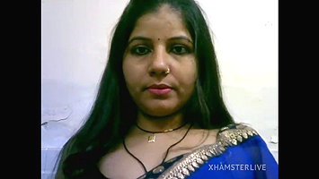 Sexy_Paaro nude show