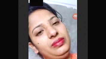 Very sexy and horny bhabhi