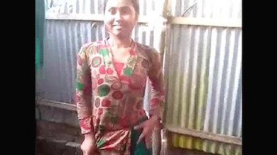 Desi Village Girl Outdoor Shower