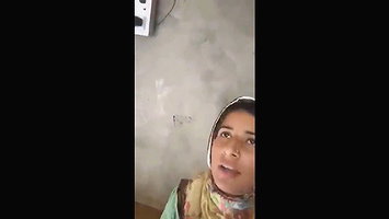 Village bhabhi pussy fingering and blowjob to devar quickly