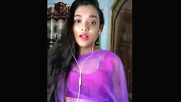 Desi sexy bhabi live on tango (121 show)