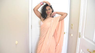 indian girl doing erotic dancing then riding a big dildo