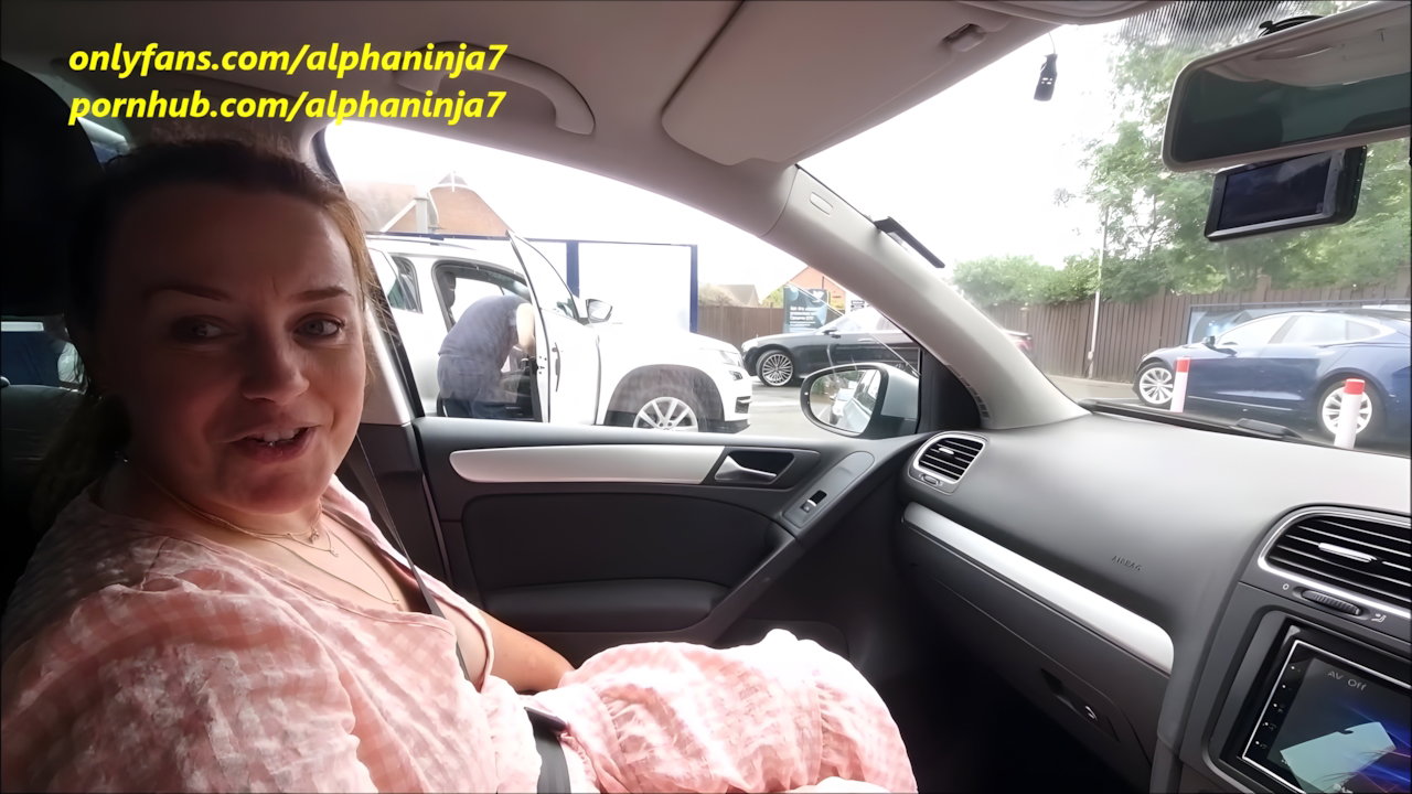Milf foot domination Excited youthfull tourists Felicity Feline and Jade Jantzen are_a89d254b