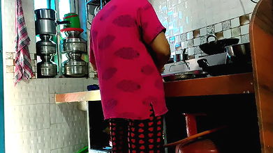 left the maid while cooking in the kitchen