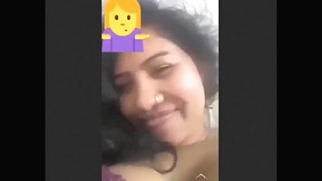 Cute Girl Showing Her Nude Body On VC