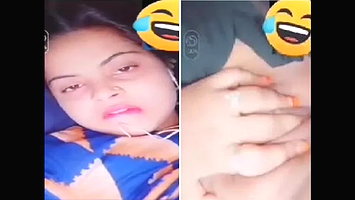 Desi fatty bhabi on cam