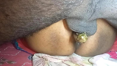 Big Ass Indian Bhabhi Cum by Fucking a Big Brinjal and Husband’s Cock
