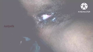 Gaon ki aunty ko chadar ke andar chudai Kiya anitapal