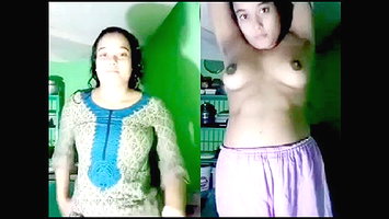 Desi Beautiful Sexy Girl Make Video For Lover