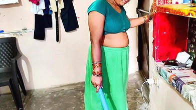 Indian Desi maid fuking