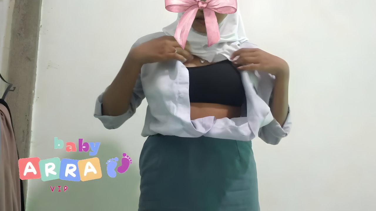 Baby Arra SMA Remas Toket di Seragam Sekolah My Desi