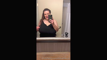 Itskaitiecali Onlyfans video collection – 42 MMS