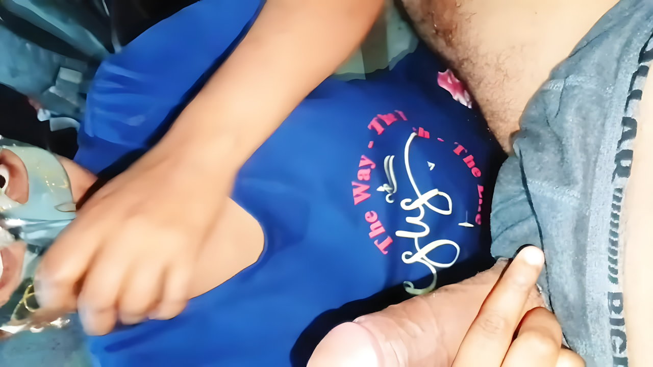Indian village bhabhi sucking big dick for Cumshot in mouth , best oral sex face fucking deep throat video