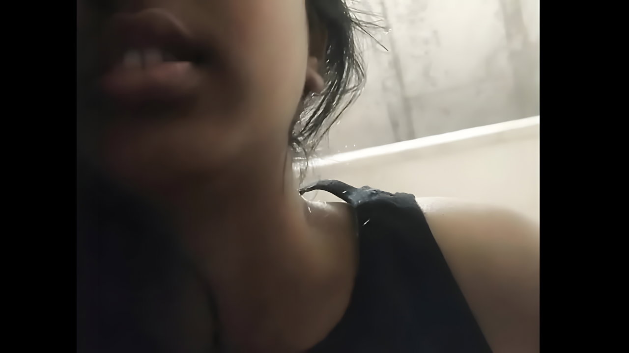 My Boyfriend Fucked Me in Public Room Marathi Part 2 Indian Sex MMS