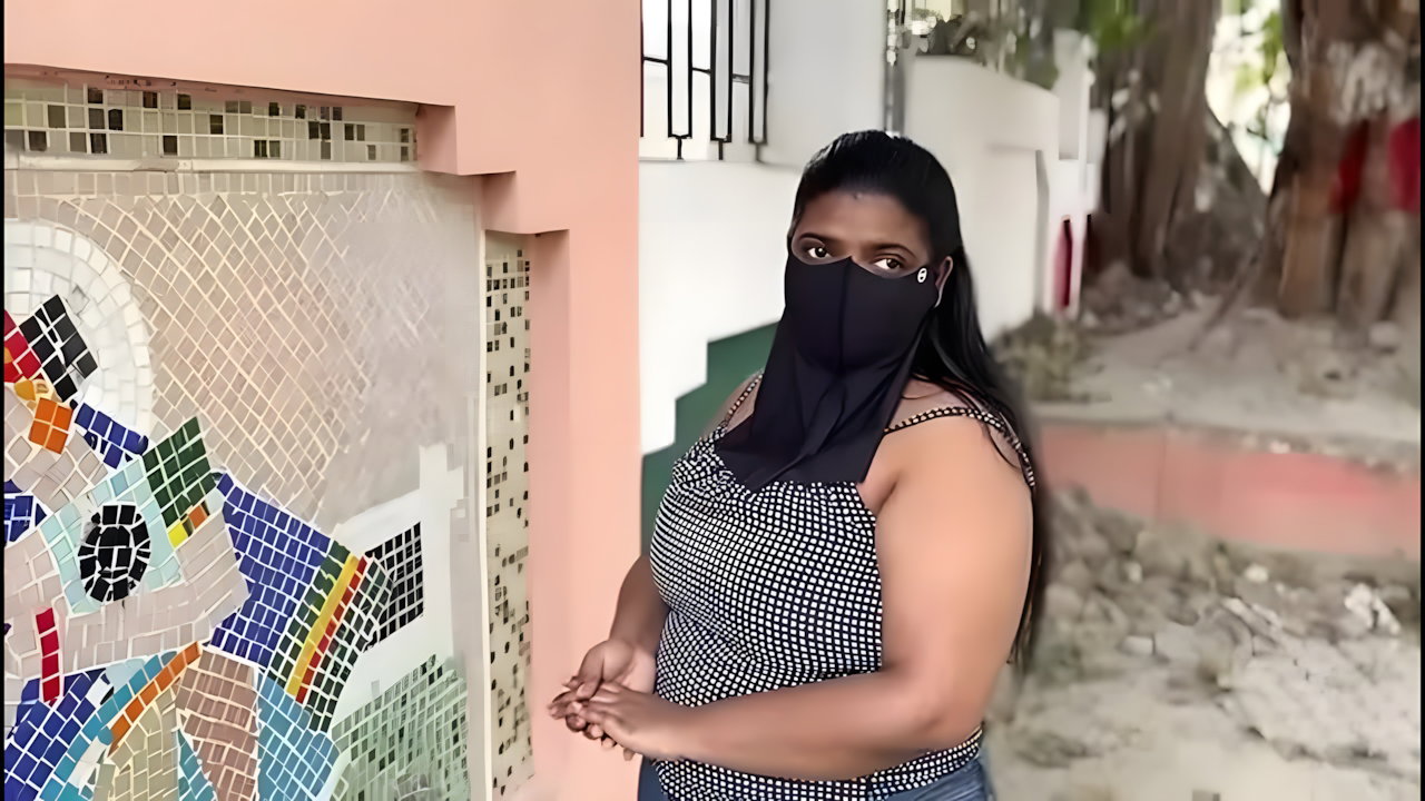 Teacher ne Apne Student ke sath Kiya sex ladki Rone lagi