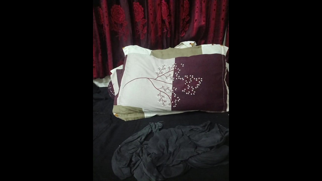 Sexy_Jarah-Stripchat-2026-04-08T12_20_06-07_00