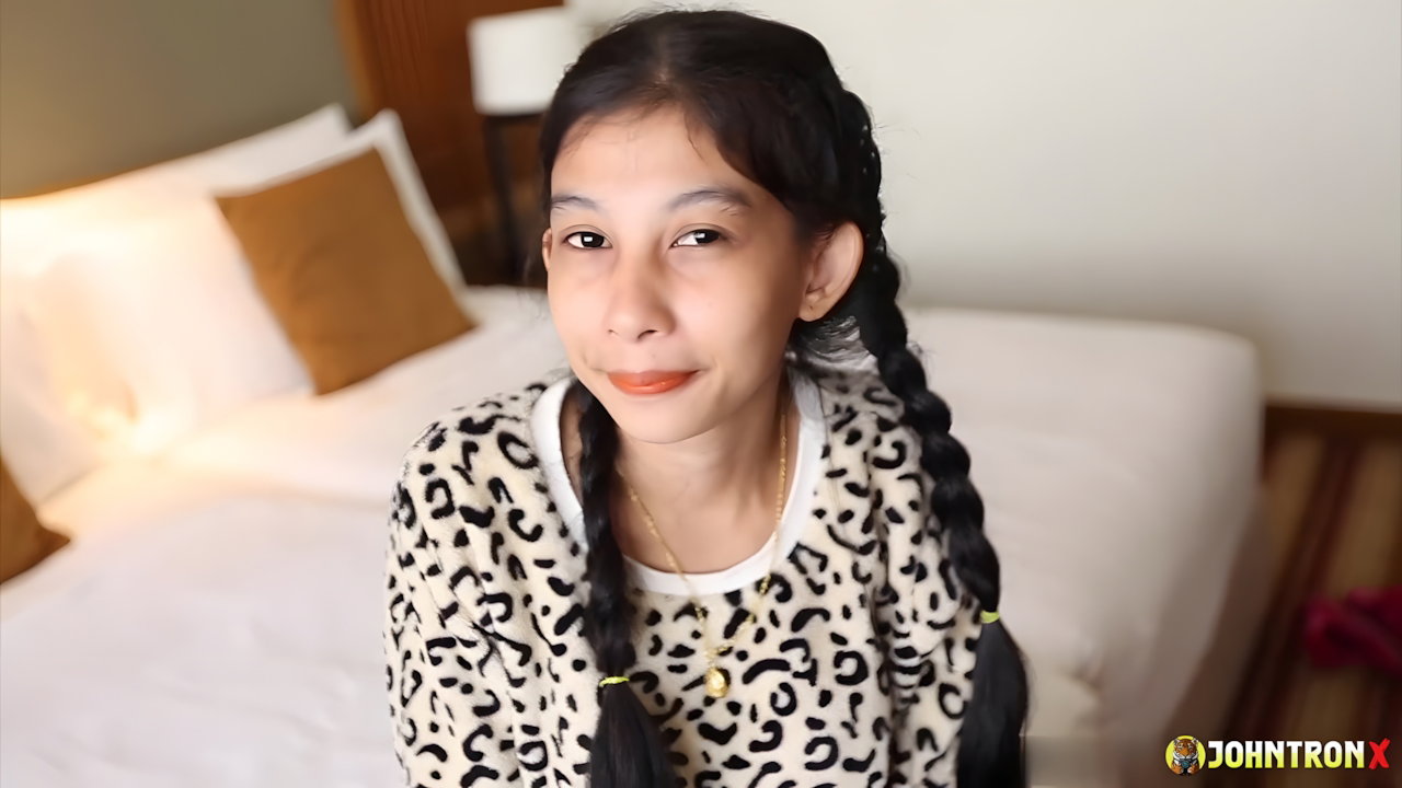 Tiny Asian Soe XXX MMS with JohnTronX