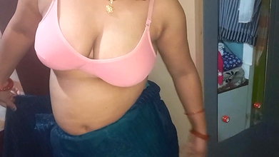 Beautiful Bhabhi Romance with Devraru in Indian Sex MMS