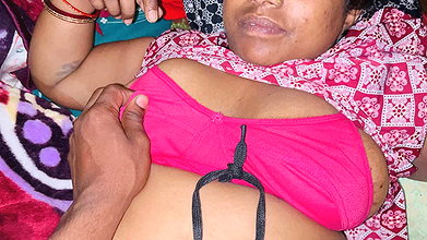 Desi Aunty Pehli Bar Apne Jawan Bhatije Se Chudai Karwai