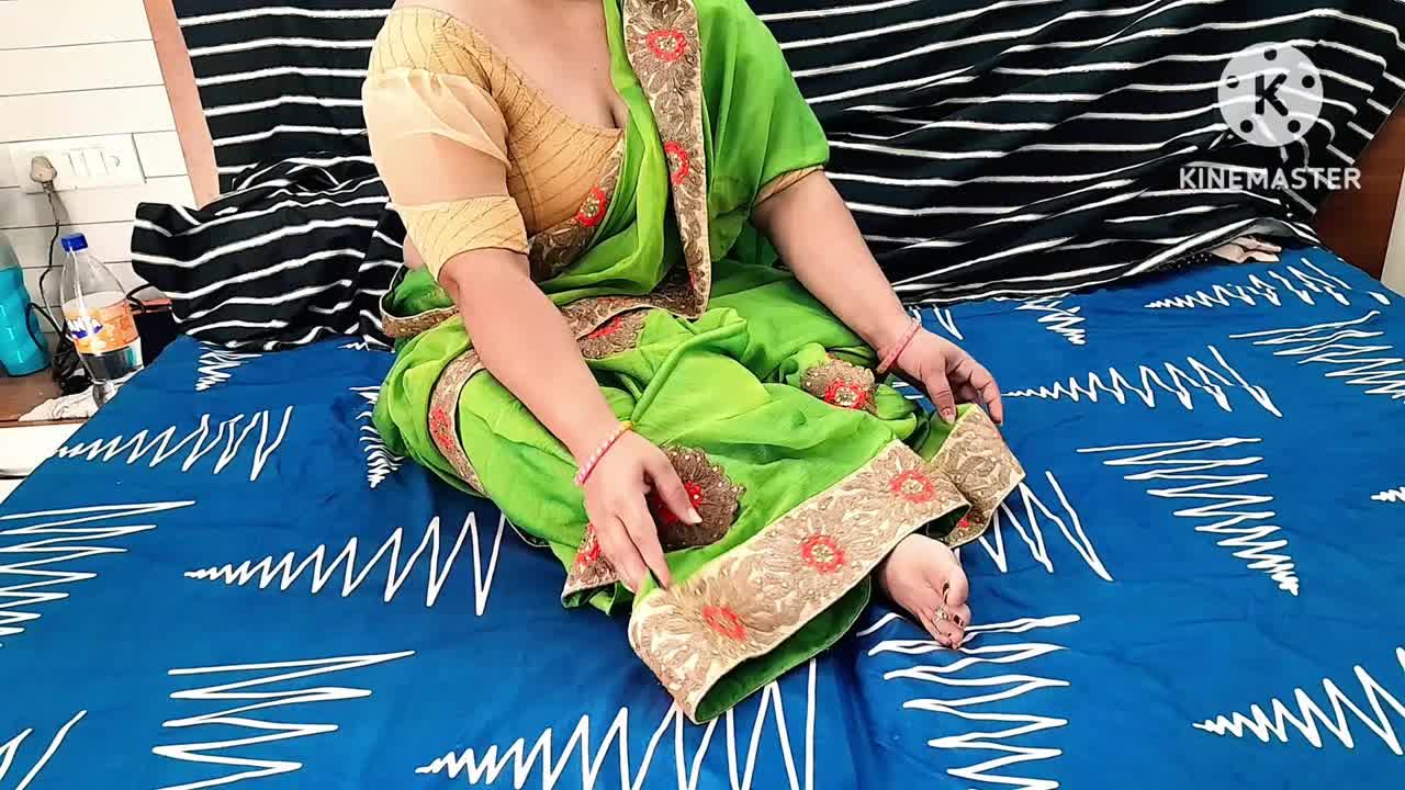 GHAR AAYI NEW MARRIED BHEN KI CHUDAI IN HINDI AUDIO