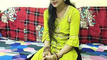 Indian Bhabhi Enters Stepson’s Room During Sex MMS