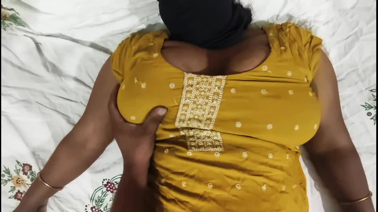 indian Desi girlfriend sex video and indian pornhub desi mms leak video and desi xhamster video com