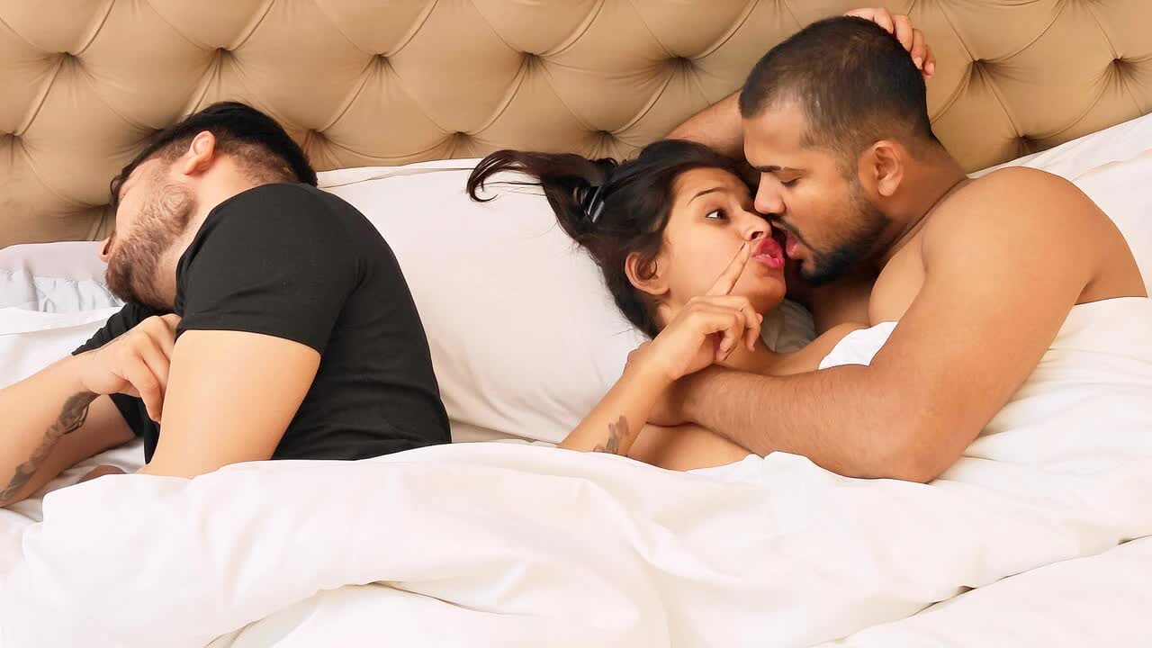 Indian Desi Wife Hardcore Fuck by Husband’s Boss MMS