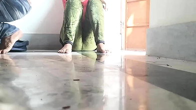 Indian Sex MMS with Real Girlfriend in Classroom Anal