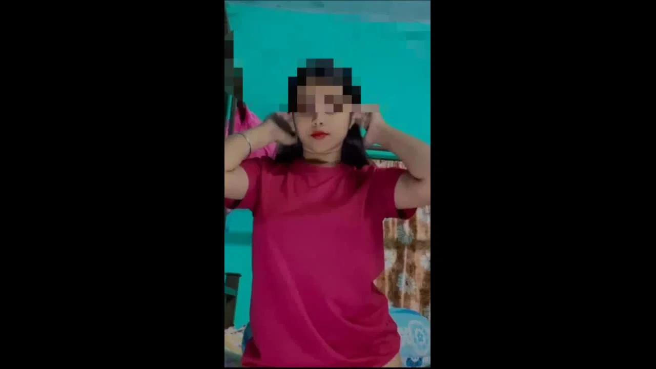Pakistani Sister in law Ne Clothes Open Karke Masturbated kiya first time My Desi