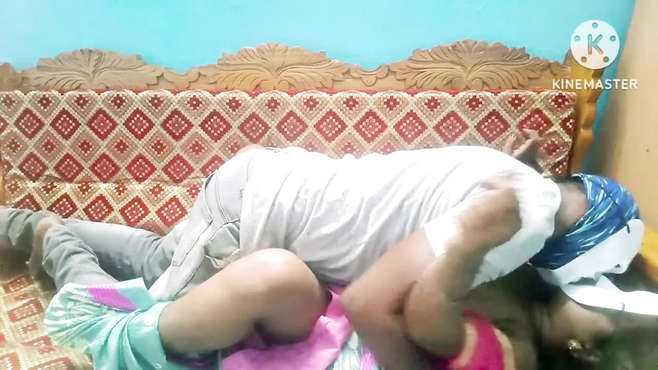 The Mastermind Couple and the Cash Lender – Indian Sex MMS Audio Story