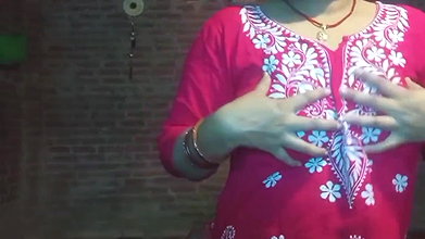 Nude Show and Fingering