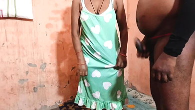 Desi village bhabhi tries big black cock for first time Indian Sex MMS