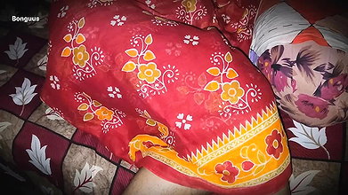 Desi Aunty fucking at night when she’s home alone