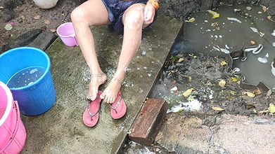 Apni bhabhi ko Akele pakar devor ne chod diya desi web series