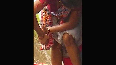 পাশের ফ্ল্যাটের বৌদি প্রিয়াঙ্কা