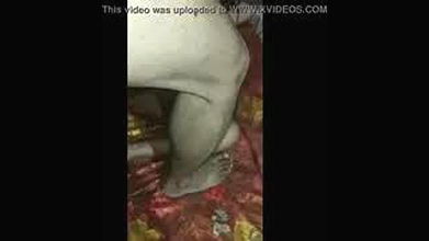 অবশেষে মা চুদতে দিল