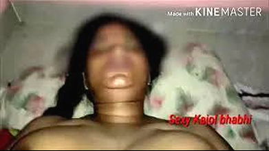 সন্তানের প্রবল যৌন-চাহিদার অগ্নিকুণ্ডে জননীর আত্মাহুতি by চোদন ঠাকুর